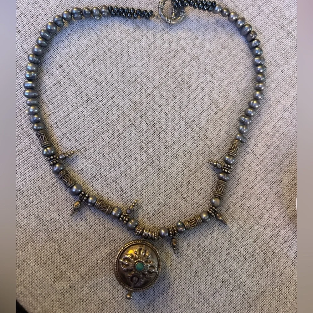 Artisan beaded necklace sun face charm - boho celestial box-style pendant - Picture 2 of 5